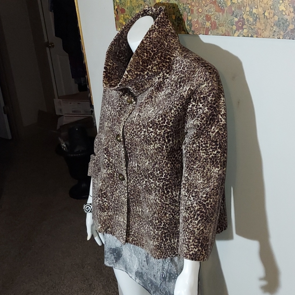 Talbots Tantalizing Leopard Print Light Jacket - image 5